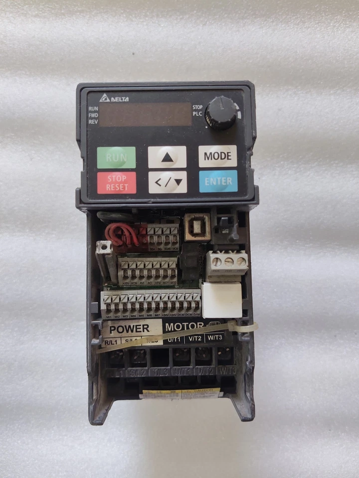 DELTA ELECTRONICS VFD4A8MS21ANSAA VFD DRIVE TESTED OK